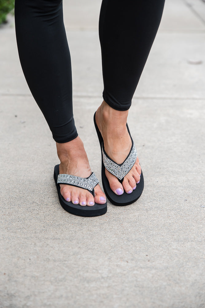 Hibiscus Sandals in Crystal Clear